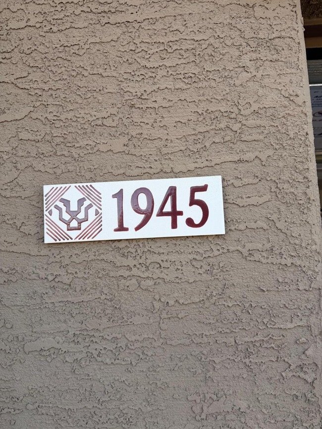 Photo - 1945 E Aloe Pl