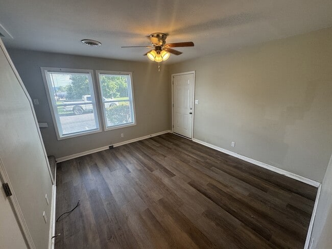 Photo - 179 Ingle Dr