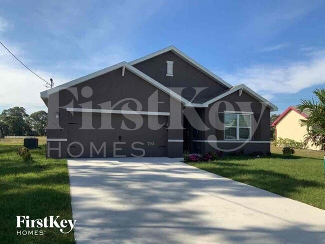 Photo - 6938 NW Daffodil Ln