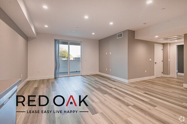 Building Photo - Stunning, Modern Two Bedroom Featuring a G... Unit 306 Rental