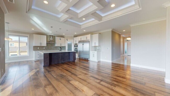 Photo - 2607 Falcon Ln