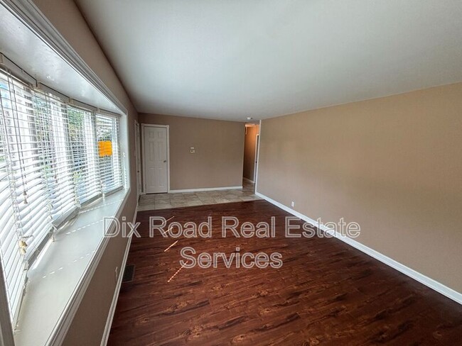 Photo - 4574 Mccormick Ln