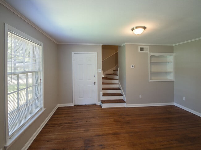 Photo - 3 Bedroom, 2 Bathroom near Colonial and flamingo