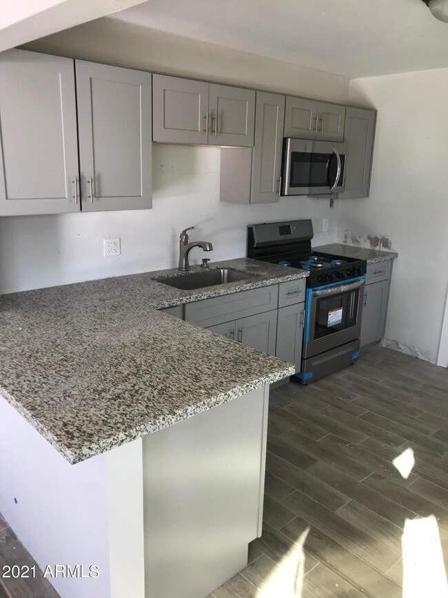 Photo - 1212 E Tempe Dr