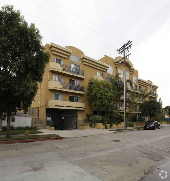 Photo - Carlyle Court