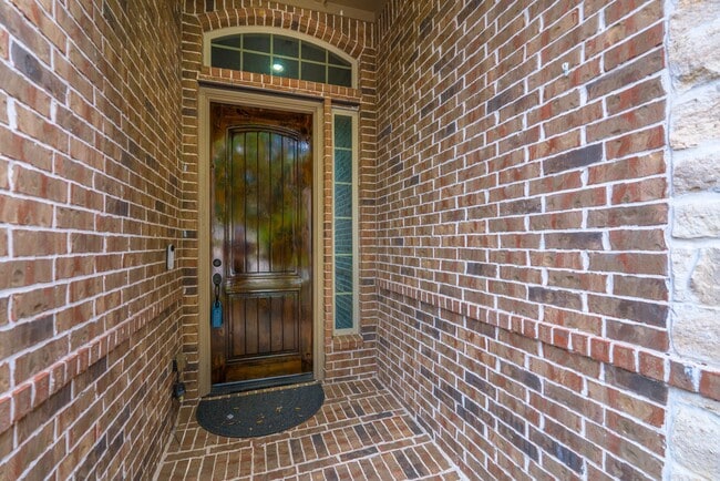 Photo - 34 Danby Place