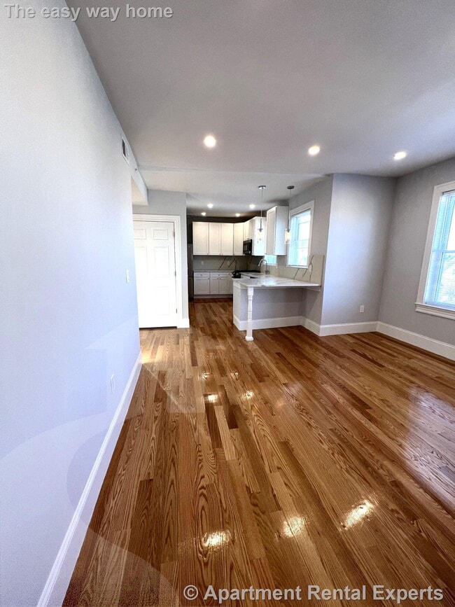 Photo - 75 Winchester St Unit #3