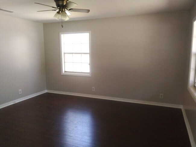 Photo - 10 Katherine Loop