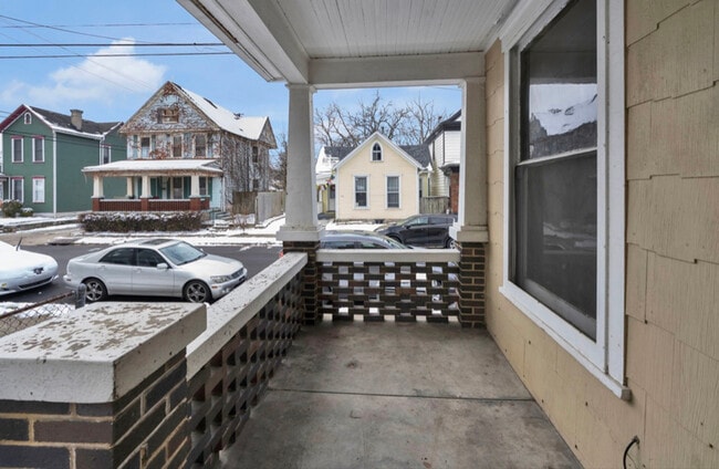 Photo - 114 Jay St Unidad A