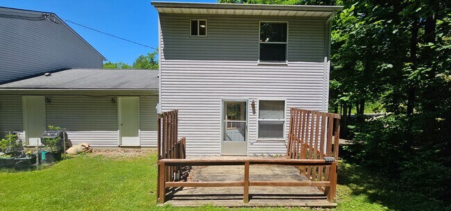 Photo - 515-517 Straub Rd Unit 515 Straub Rd