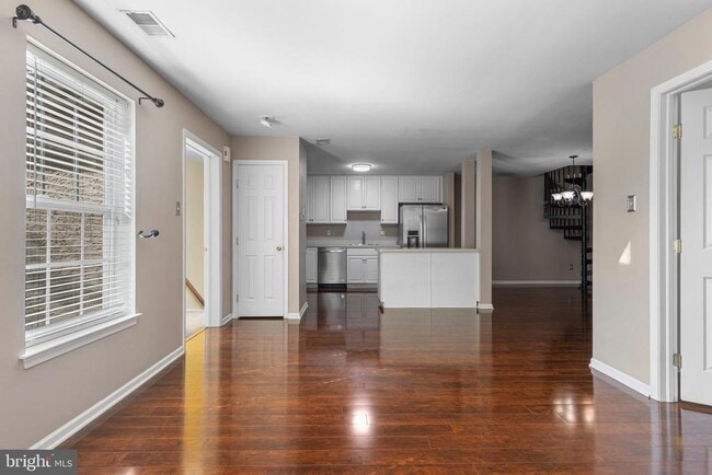 Photo - 312 River Birch Cir Unidad 802