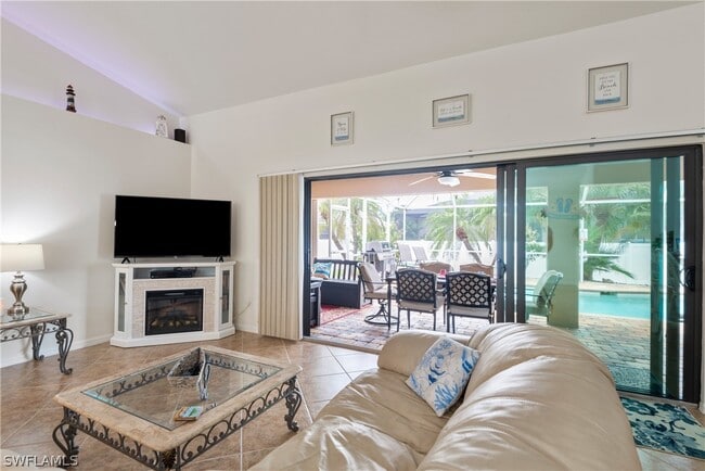 Photo - 1916 SW 54th Ln