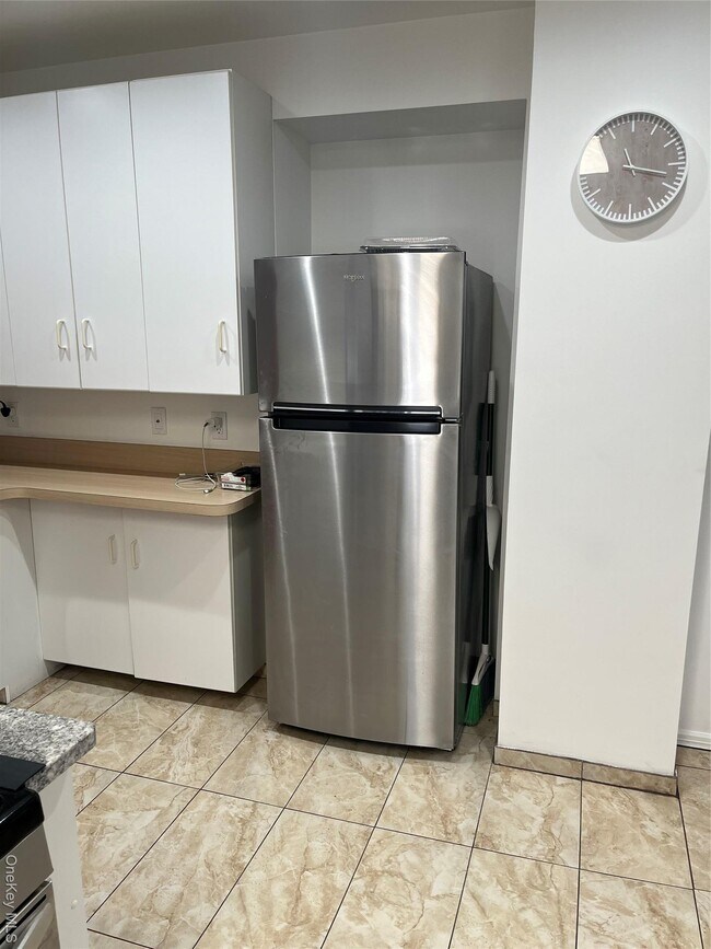 Photo - 35 Notre Dame Ave Unit 21