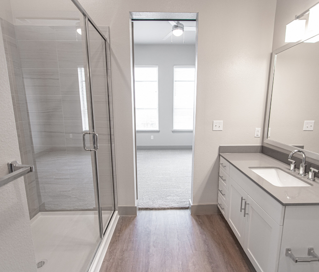 Photo - 2105 Anderson Gibson Rd Unidad 44016 Rental