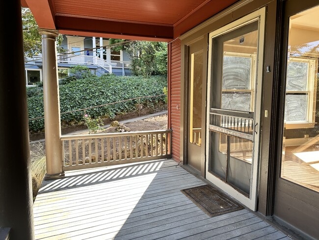 Photo - 1843 SW 16th Ave Unidad 1