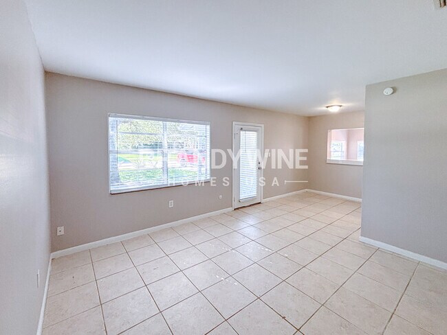 Photo - 6028 Flora Terrace