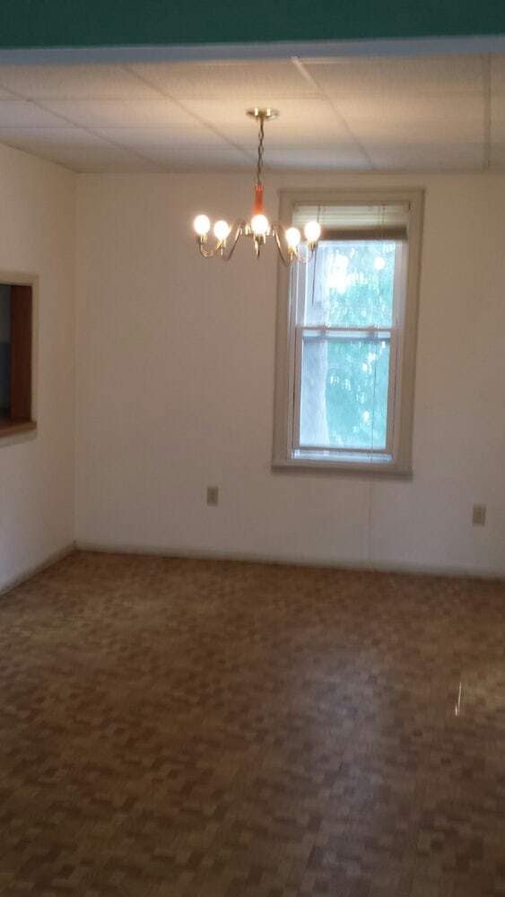dining room - 152 E Elm Street Unit #3