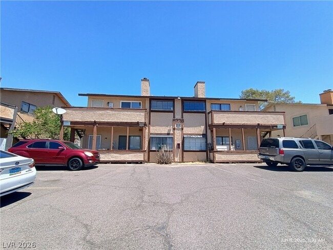 Building Photo - 6228 Ilanos Ln