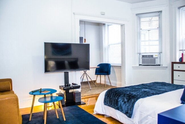 Photo - 18 Symphony Rd