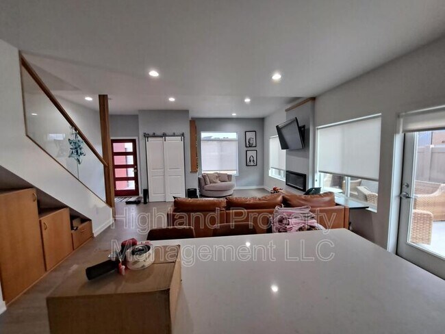 Photo - 1290 NW Terre View Dr