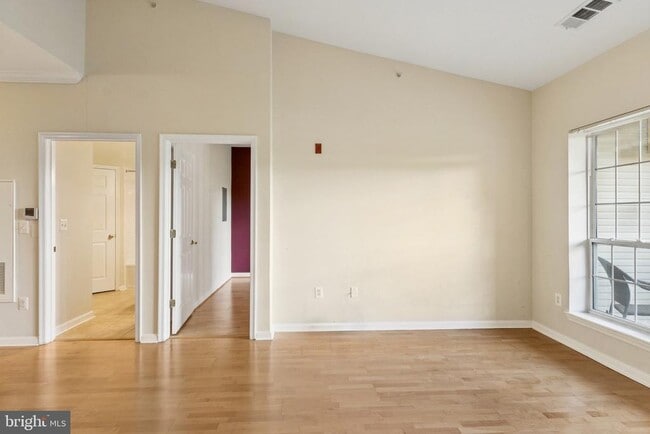 Photo - 4551 Strutfield Ln Unit 4422