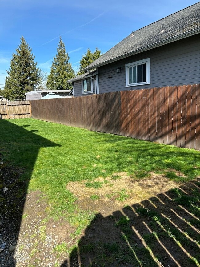 Photo - Top Floor - Fully Remodeled 1 BD/ 1 BA!! Unit 8