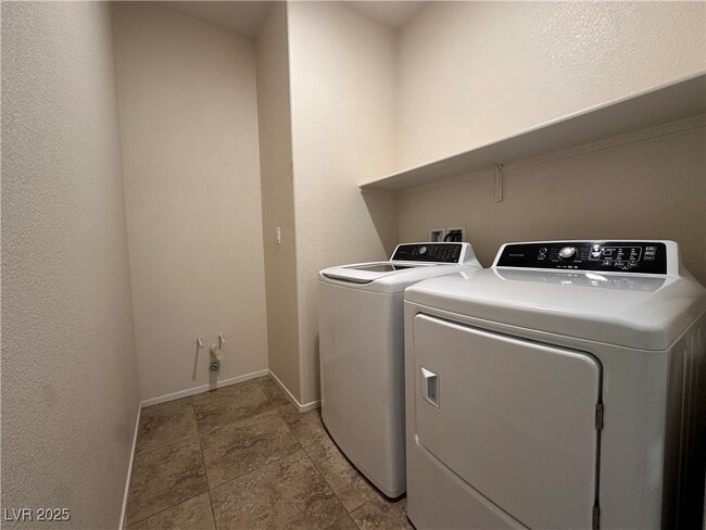 Photo - 1293 Luna del Oro Ln
