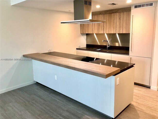 Photo - 1000 Brickell Plaza Unit 2414