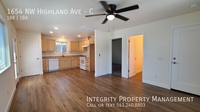 Photo - 1654 NW Highland Ave Unit C