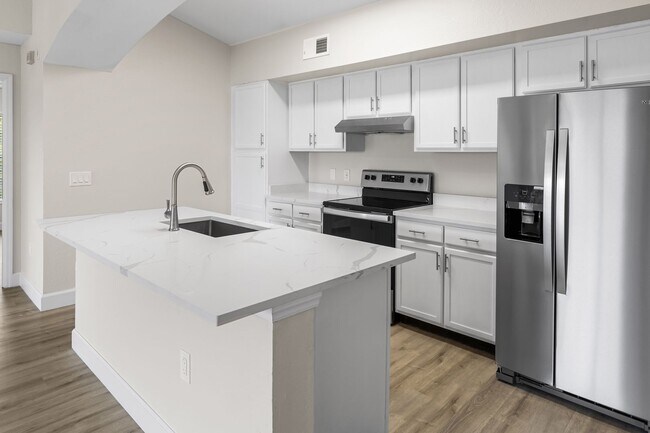 Photo - 7960 Preserve Cir