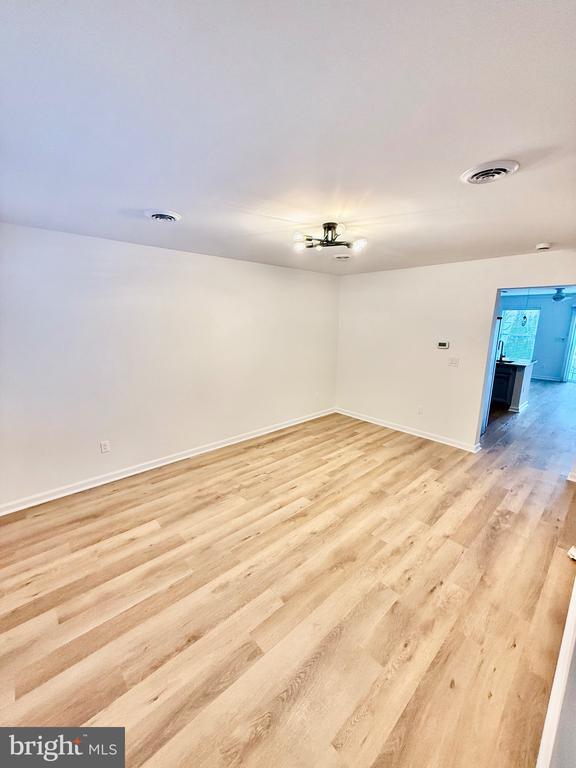 Building Photo - 2652 E Venango St