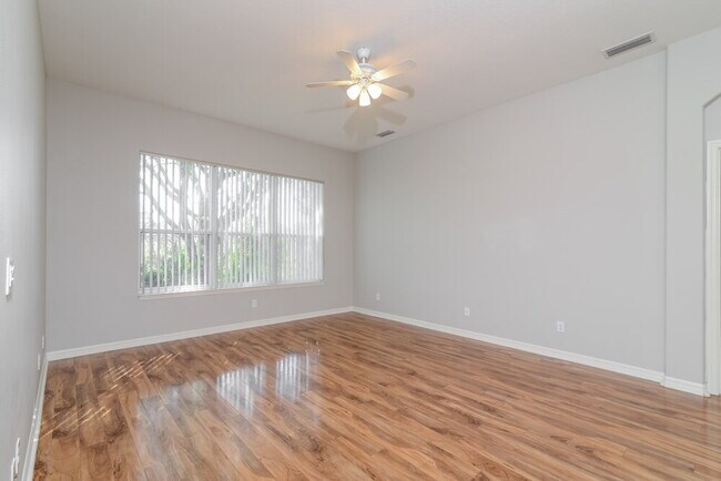 5515 Lansdowne Way