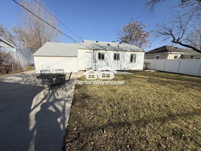 Photo - 318 E Oakland Ave