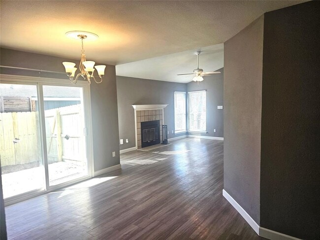 Photo - 12327 Limerick Ave