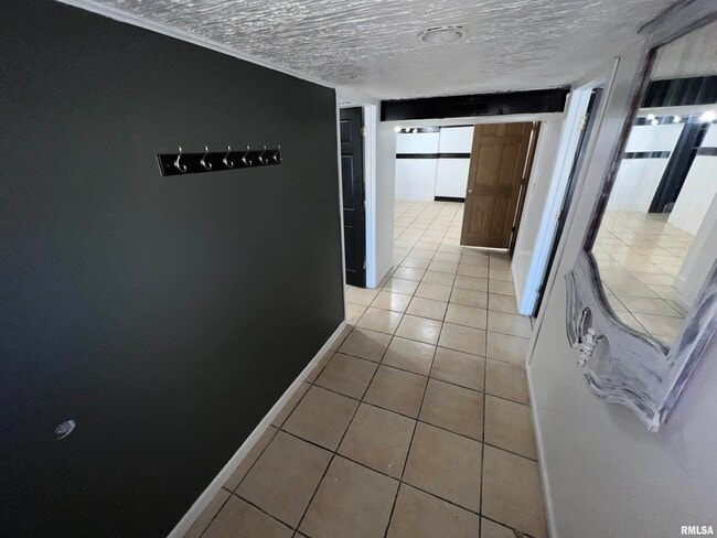 Photo - 416 W Main St Unit A