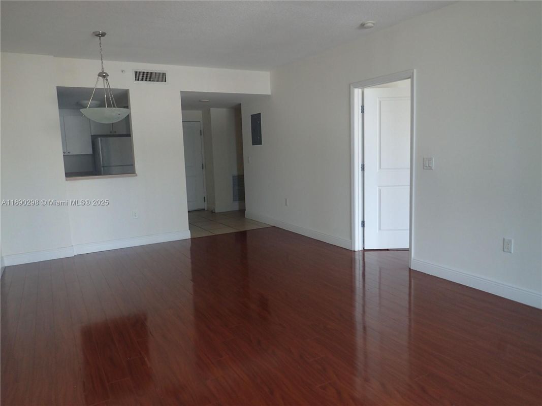 Photo - 1250 S Miami Ave