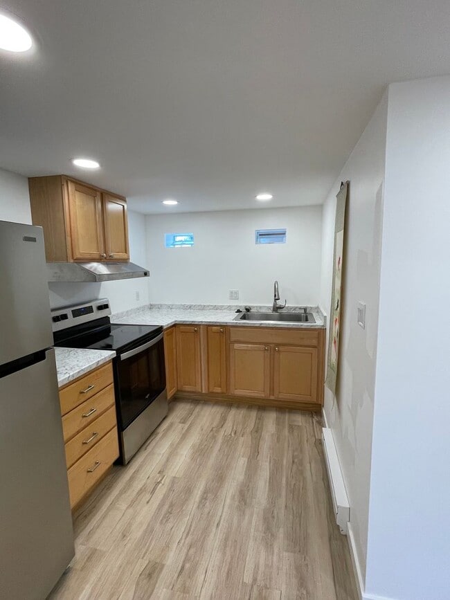 New 1 Bed unit - All Utilities included ev... - New 1 Bed unit - All Utilities included ev... Apartment