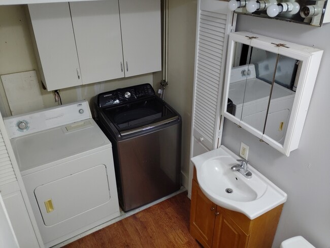 Building Photo - 87 Rumford St Unit 3 Rental
