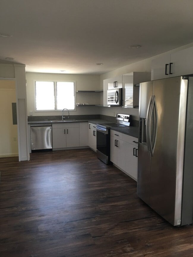 Completely renovated 3 bedroom 2 bath Wahi... - Completely renovated 3 bedroom 2 bath Wahi... House