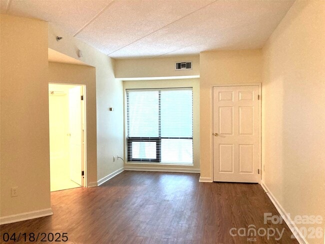 Photo - 211 Heritage Blvd Unit 205