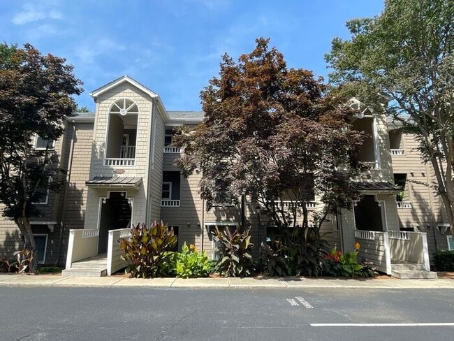Great condo with Lake Wylie views! - Great condo with Lake Wylie views!