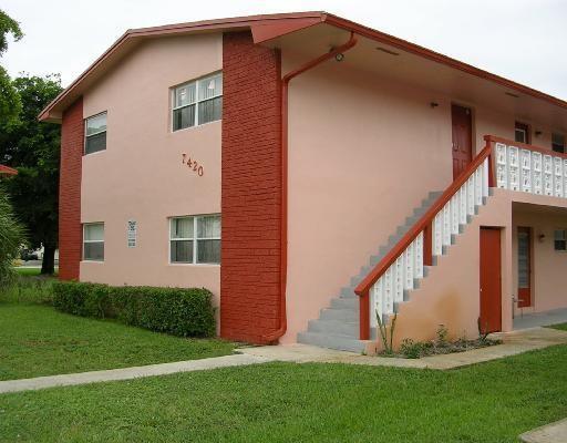 Photo - 7420 SW 10th St Unit 201C