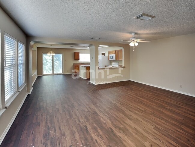 Photo - 9307 Sunlit Pt