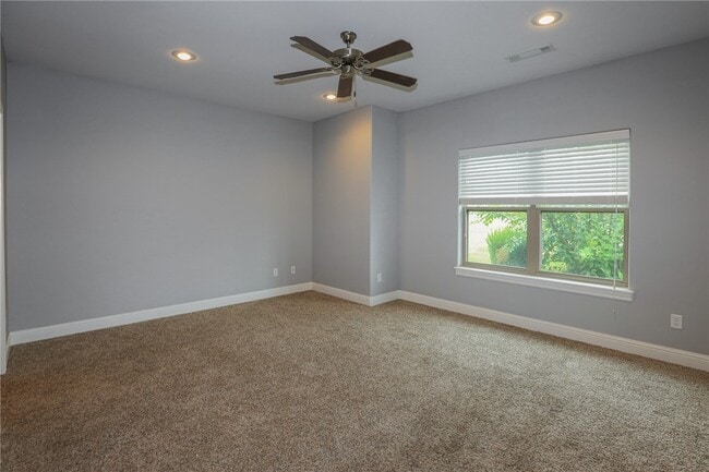 Photo - 2007 S Dixieland Rd