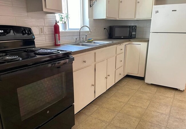 Photo - 71 Hickok St Unit A