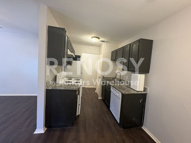 Photo - 10258 Maverick Dr