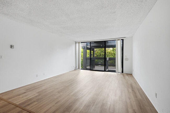7742 Redlands St Unit H3028