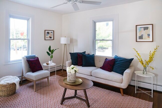 Photo - 128 Holworthy St
