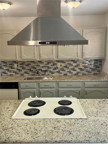 Photo - 2113 Kings Rd