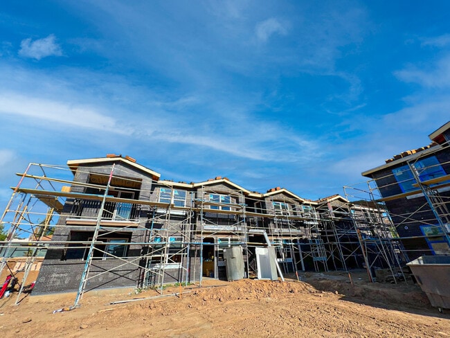 Photo - Stonebrook Apartments